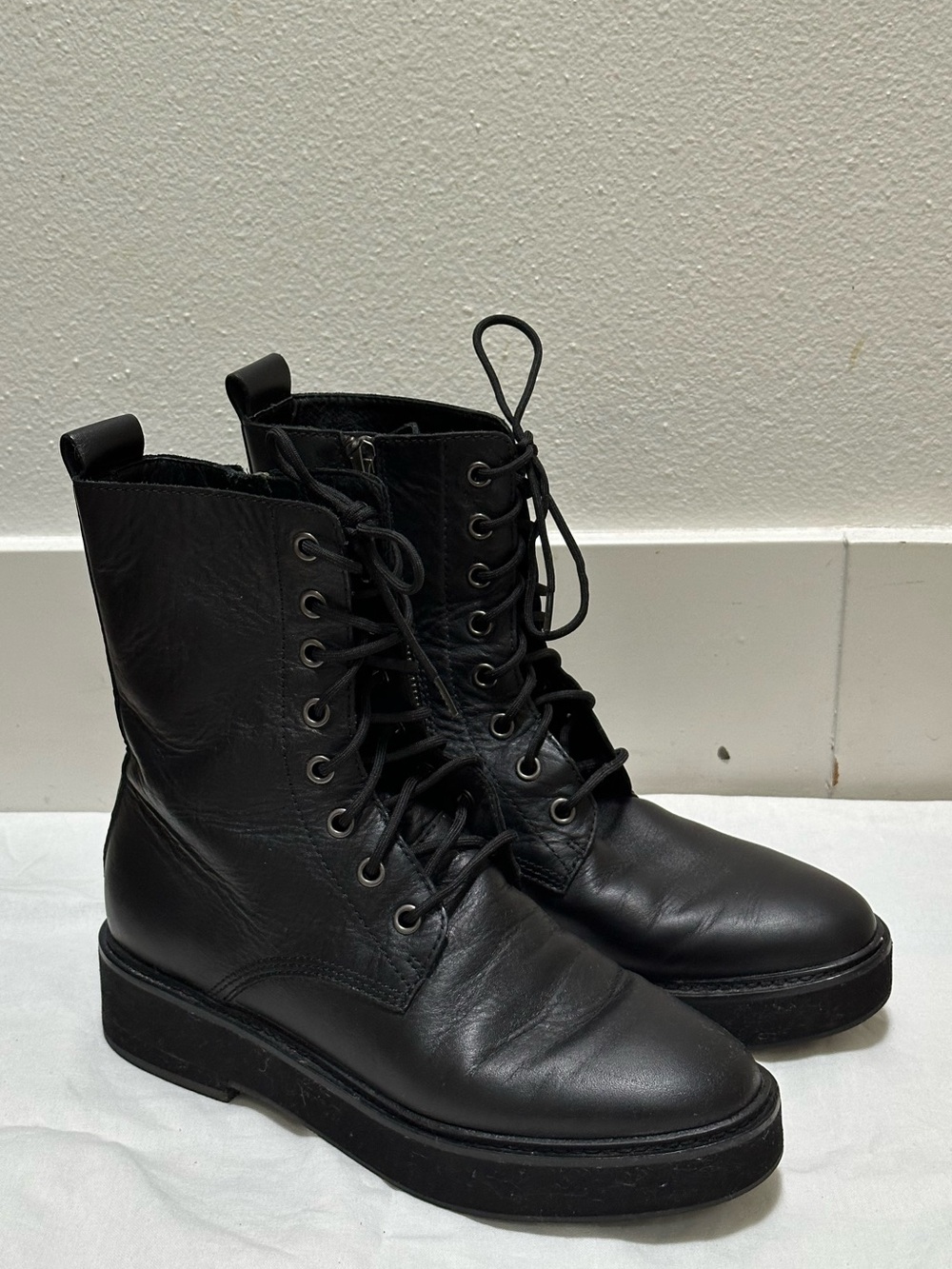 Eileen Fisher Nelly boot - black leather